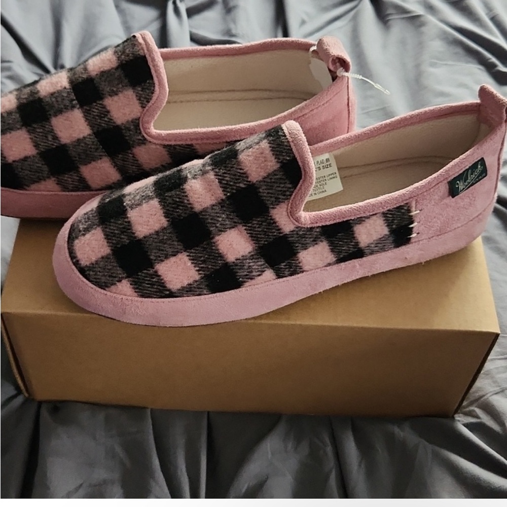 Woolrich, Pink And Black Slippers Size 9 NWOT